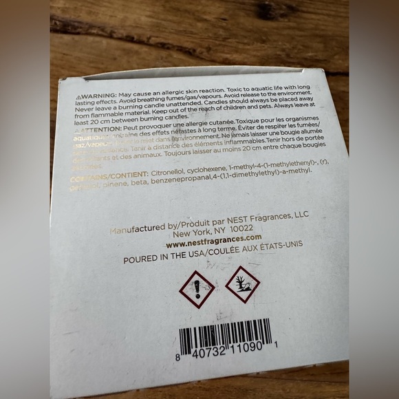 NEW IN BOX NEST Sparkling Cassis Scented Candle ~ 8.1 oz - Picture 7 of 12